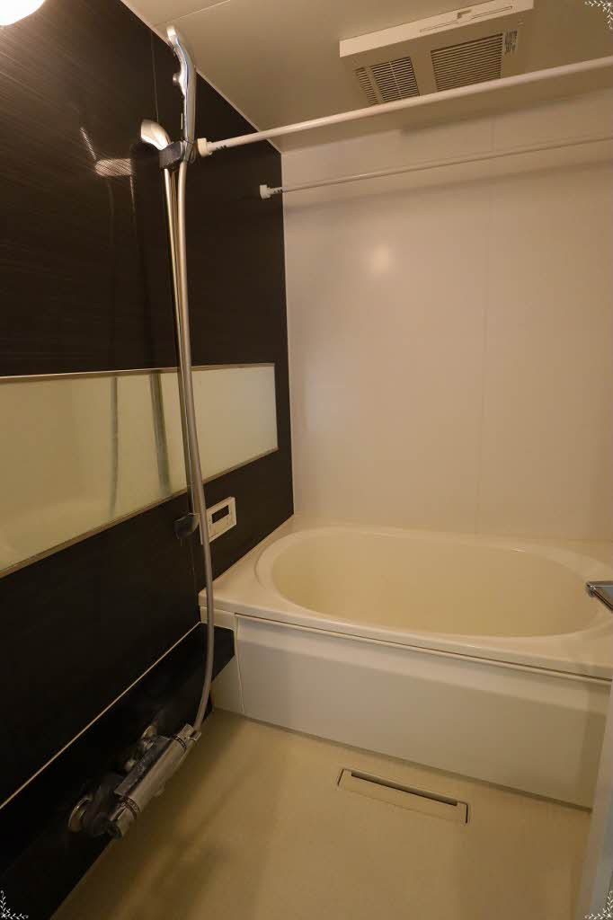 グランシャリオ原木中山 201号-8