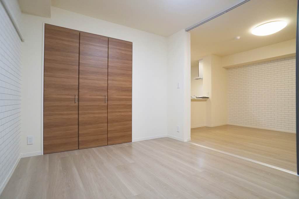 グランシャリオ原木中山 203号-5