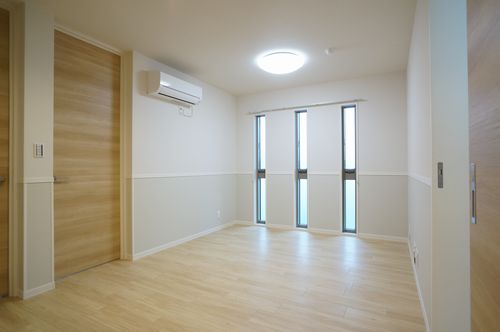 ヴァン・エ・ルミエール 301号-2