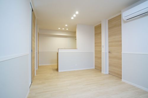 ヴァン・エ・ルミエール 301号-3