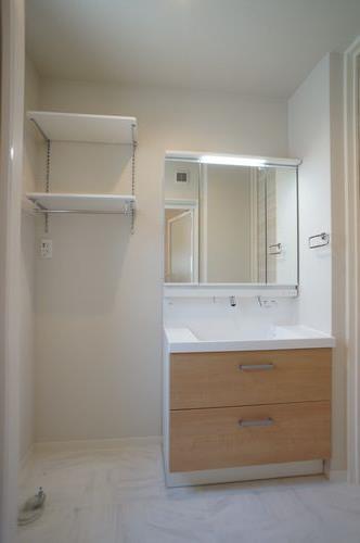 ヴィアソーレ妙典 201号-8