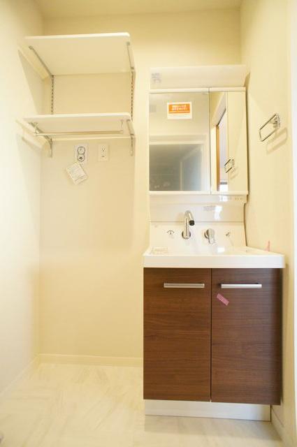 ビレッジ夏見 102号-7