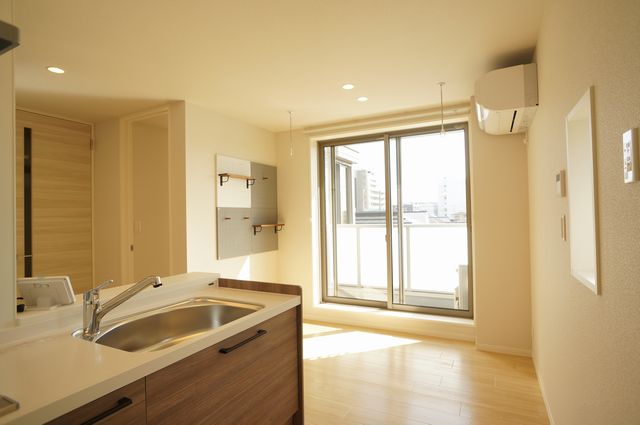 カステール 305号-2