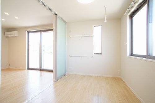 ドゥーメゾン田尻 202号-5