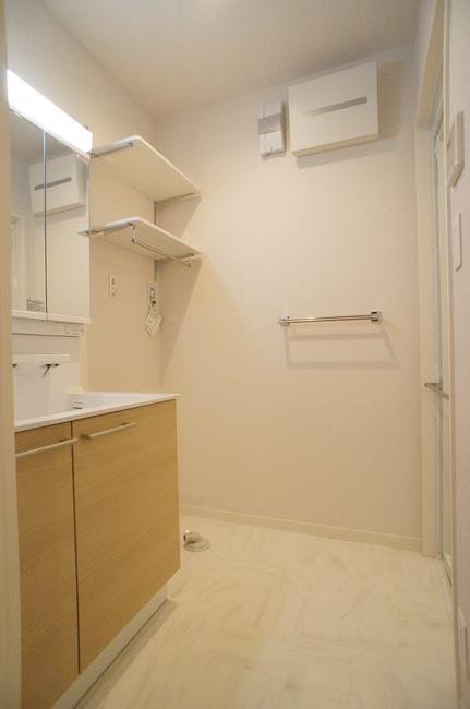 コンフォール香取 102号-9