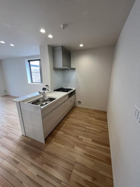 ドルフアルジョン 208号-5