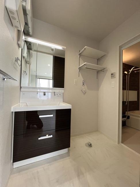 ドルフアルジョン 305号-8