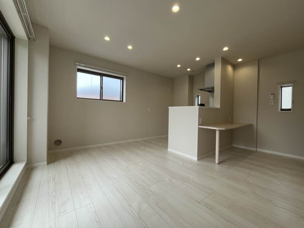 サンポーチ福栄伍番館 302号-2