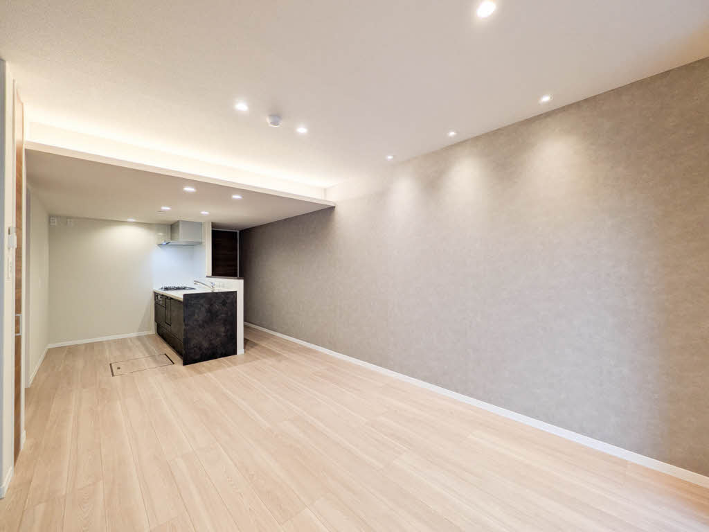 グランデアルベロ南八幡 101号-2