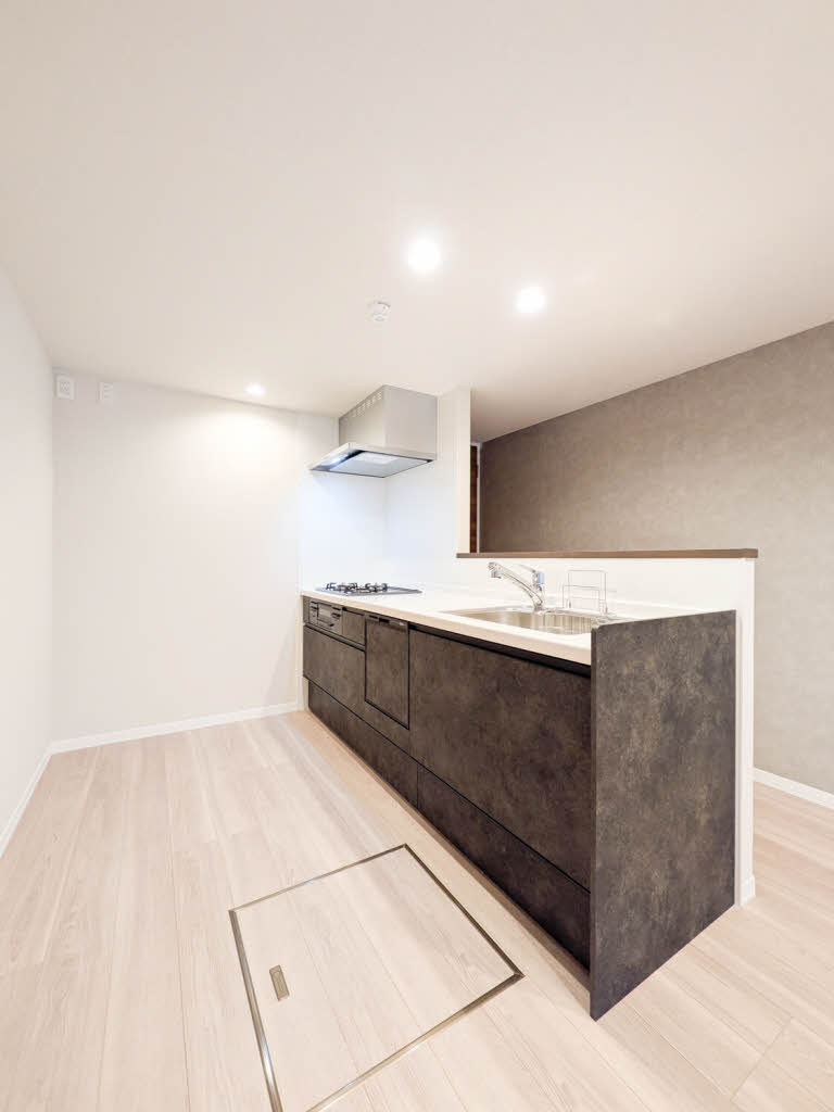 グランデアルベロ南八幡 101号-4