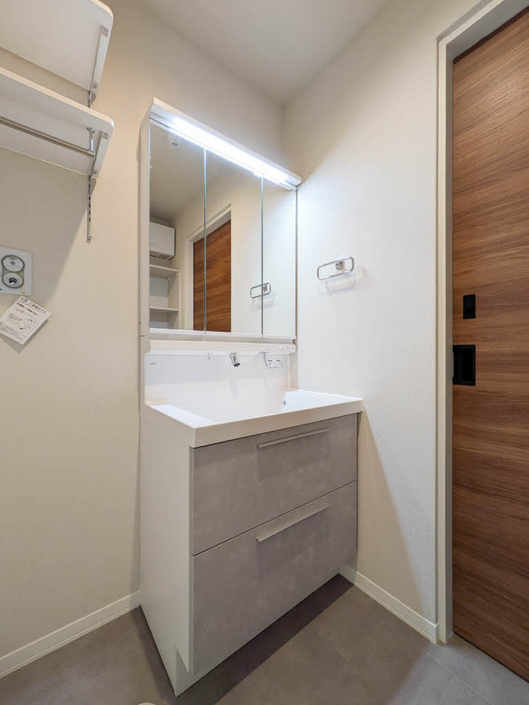 グランデアルベロ南八幡 205号-8