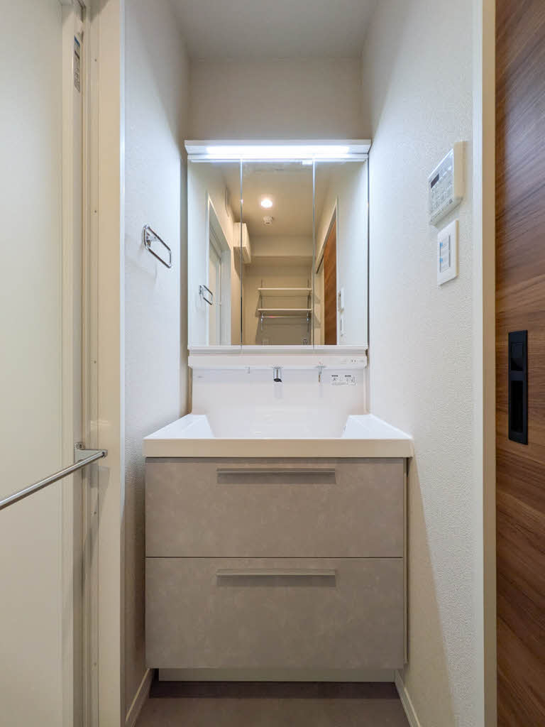 グランデアルベロ南八幡 206号-6