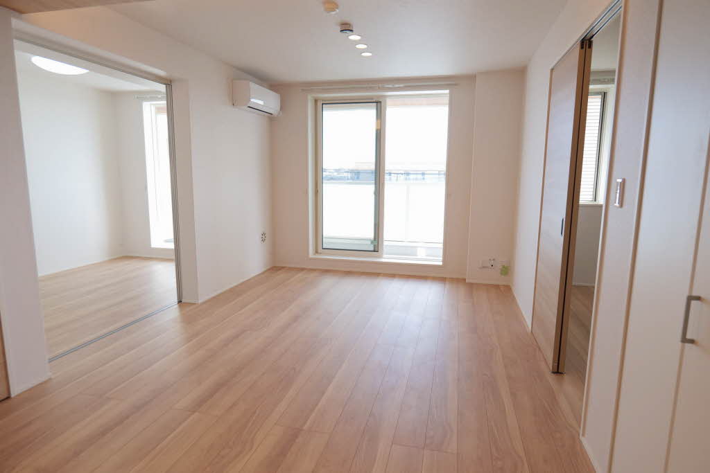 ル コルヌイエ 402号-2