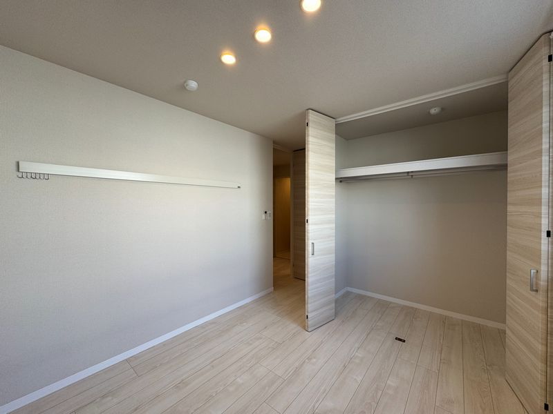 ベレオ　ユリ 103号-8