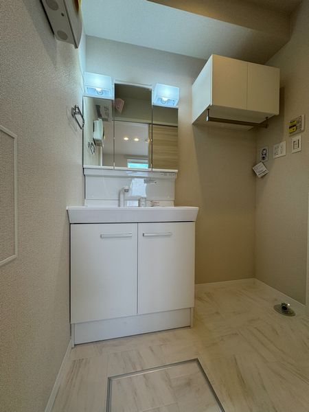 ベレオ　ユリ 103号-9