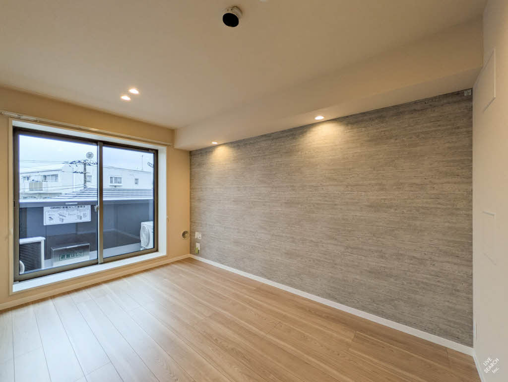 デルフィ陸番館 307号-3