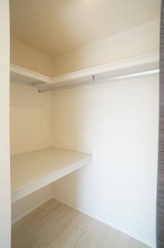 ヴァレンタインコート 302号-7