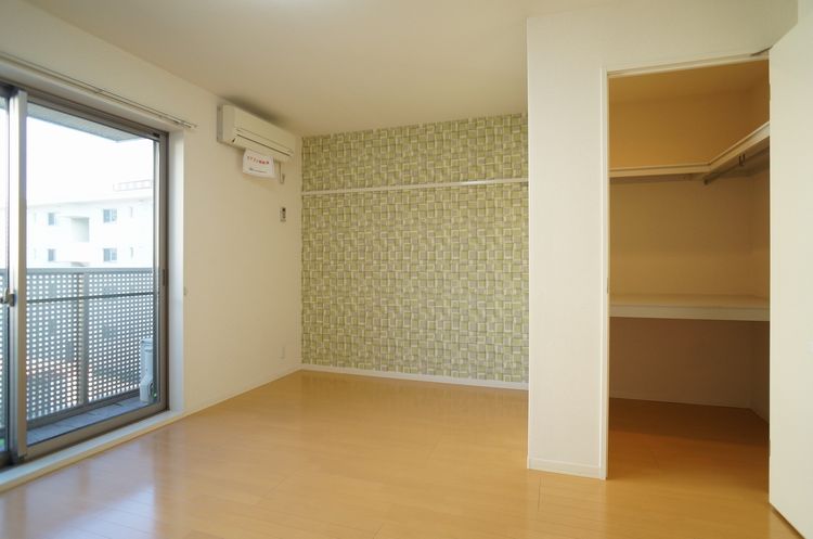 パトリア千葉 302号-2