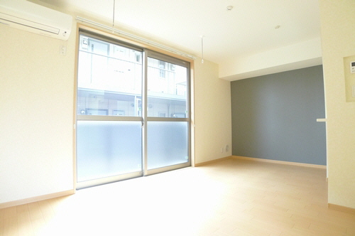 サニーフラットⅢ 102号-2