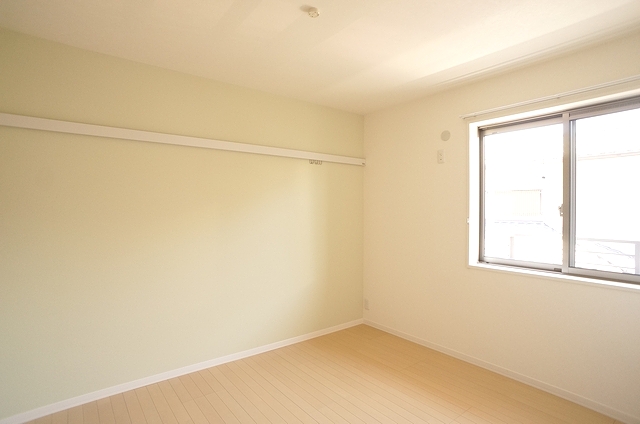 シャーメゾン　ガーデン 102号-5