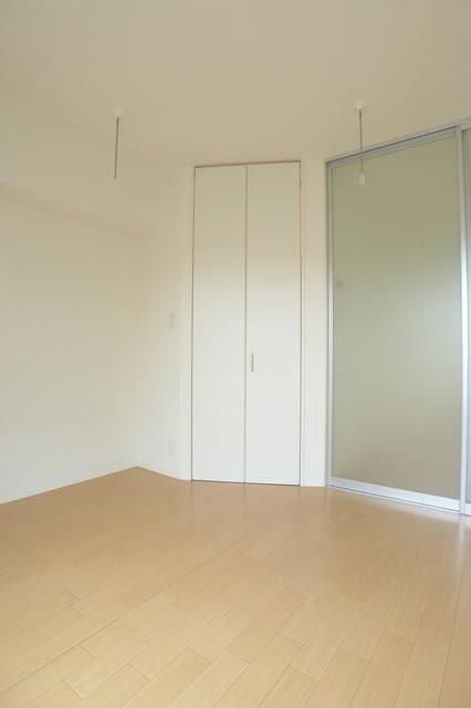 ＨＩＬＬＣＲＥＳＴ 302号-4