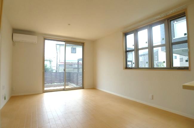 ＳＵＢＡＲＵ　ＴＯＷＮ　Ｂ 105号-2