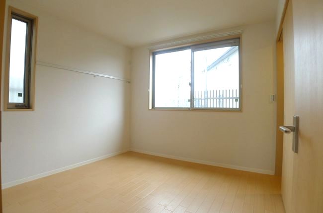 ＳＵＢＡＲＵ　ＴＯＷＮ　Ｂ 105号-6