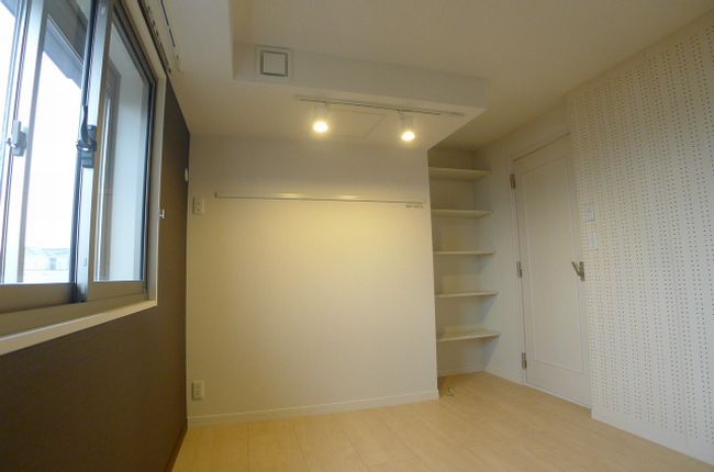 ＳＵＢＡＲＵ　ＴＯＷＮ　Ｃ 202号-5