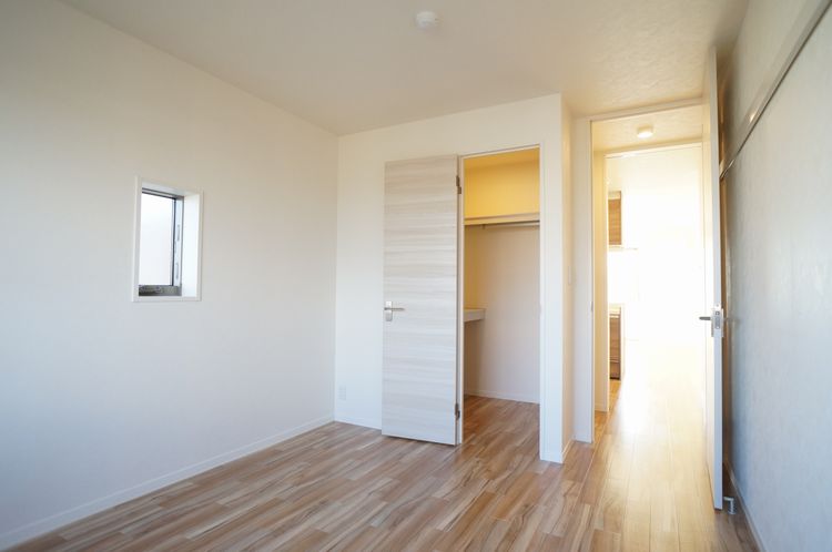 ラ・ヴィータ 301号-5