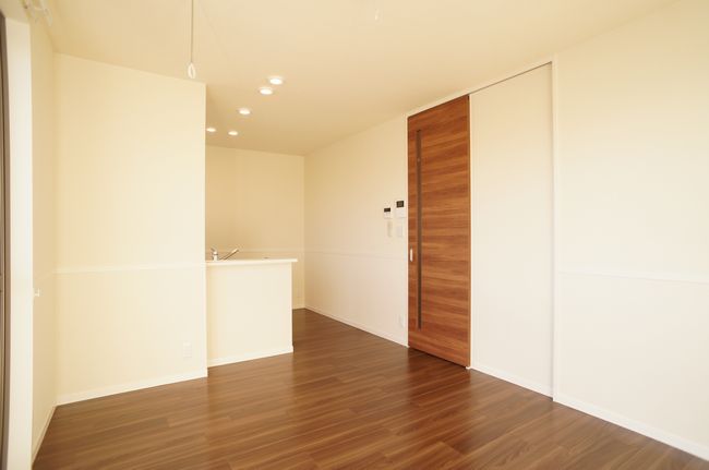 メゾンロシェＫ 203号-2