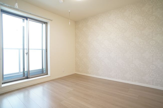 メゾン　スプランディッド 302号-4