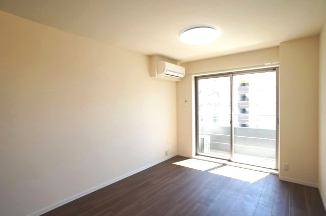 シャーメゾン　プレミアス 305号-2