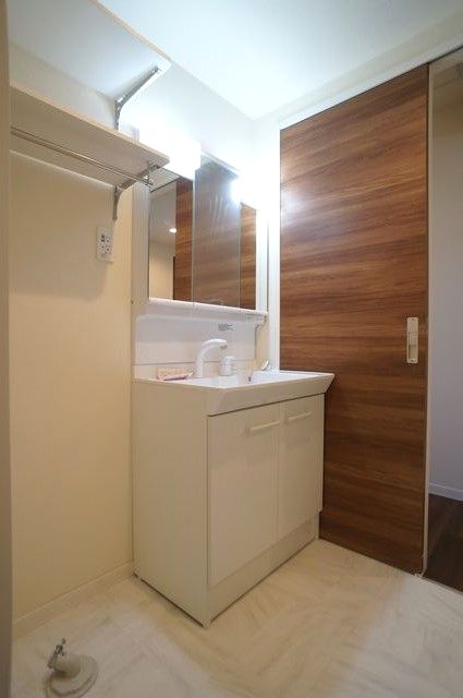 シャーメゾン　プレミアス 305号-7