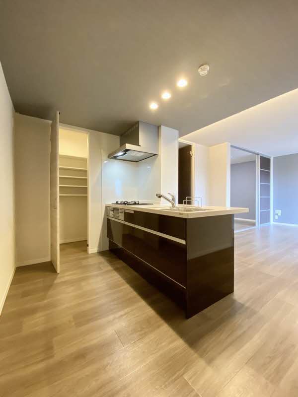 エムアトリエール 302号-4