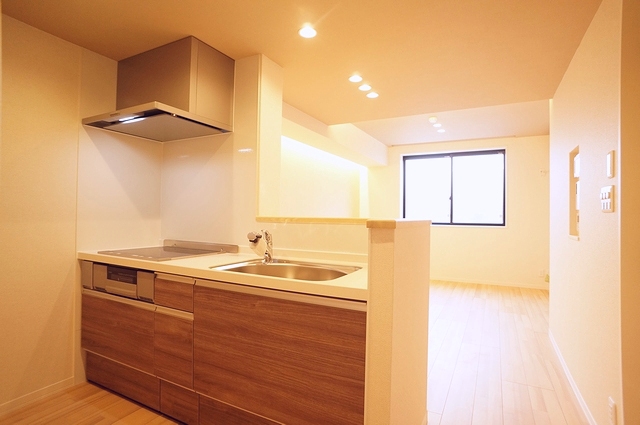 トラストメゾン花長 102号-2