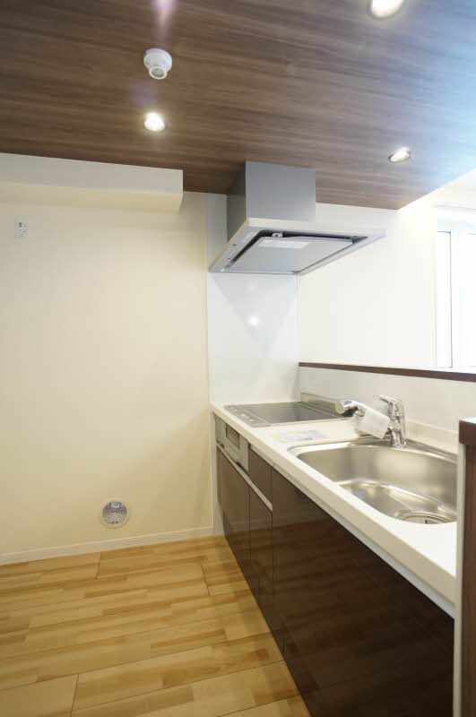 ハピネス本郷 303号-6