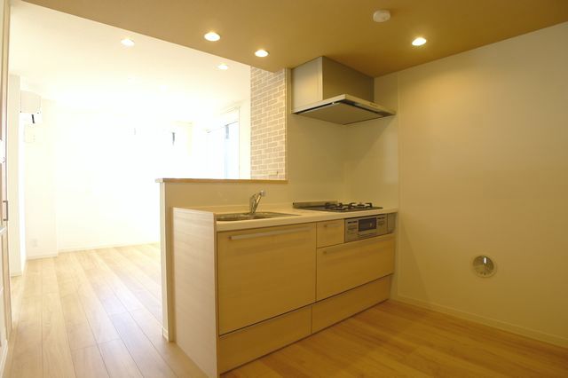 メープルリーフ 201号-3