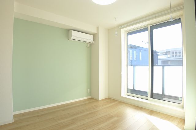 メープルリーフ 201号-4