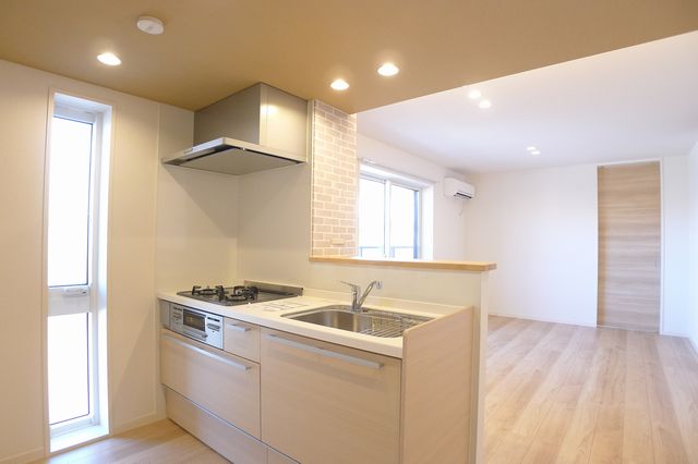 メープルリーフ 203号-4