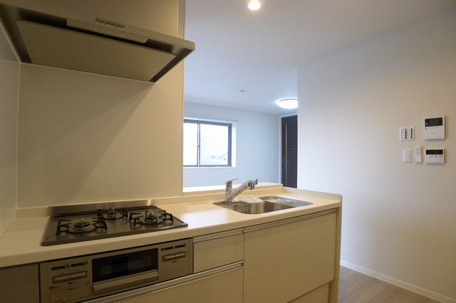 ラ・ルーチェ 303号-5