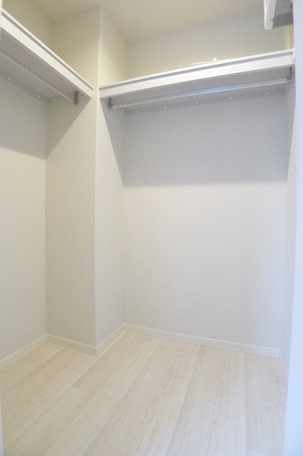 ラ・ルーチェ 303号-8