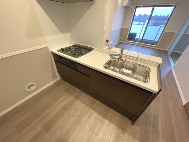 エム　フェリス 301号-4