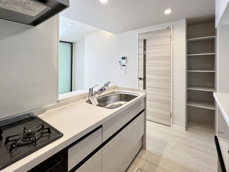 モンテサリーレ 102号-5