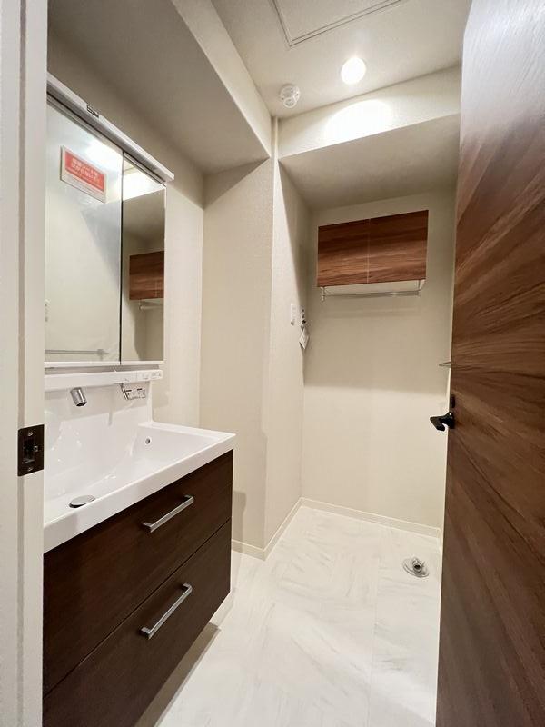 モンテサリーレ 303号-9