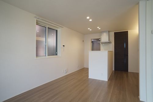 セレスト弁天 102号-3