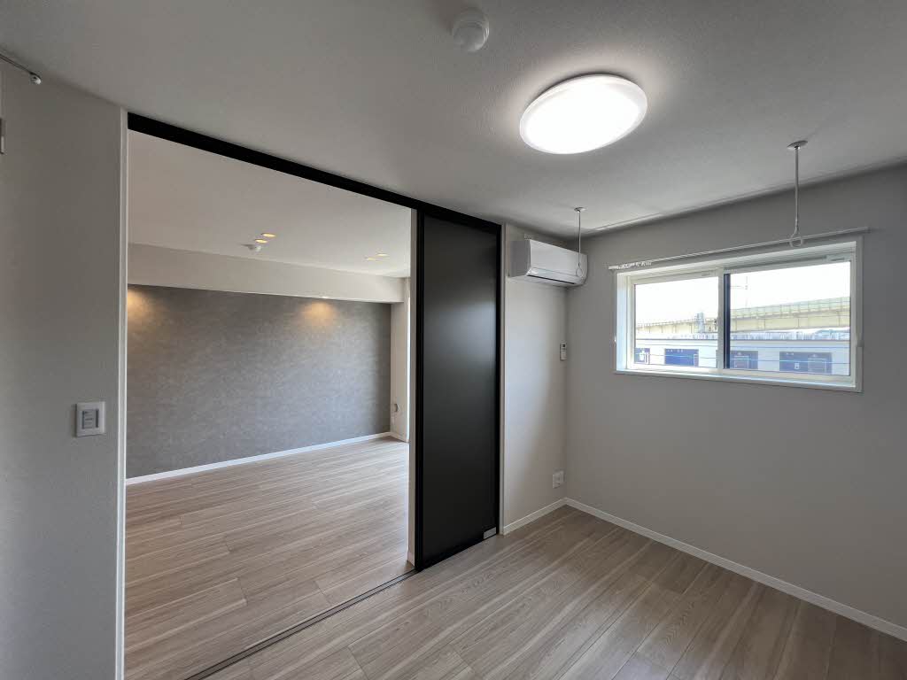 プレヴナンス東町Ⅱ 302号-6