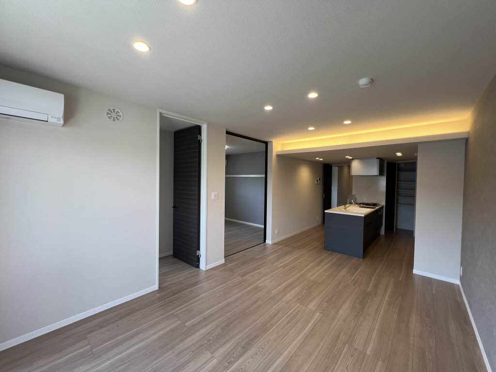 プレヴナンス東町Ⅱ 306号-2