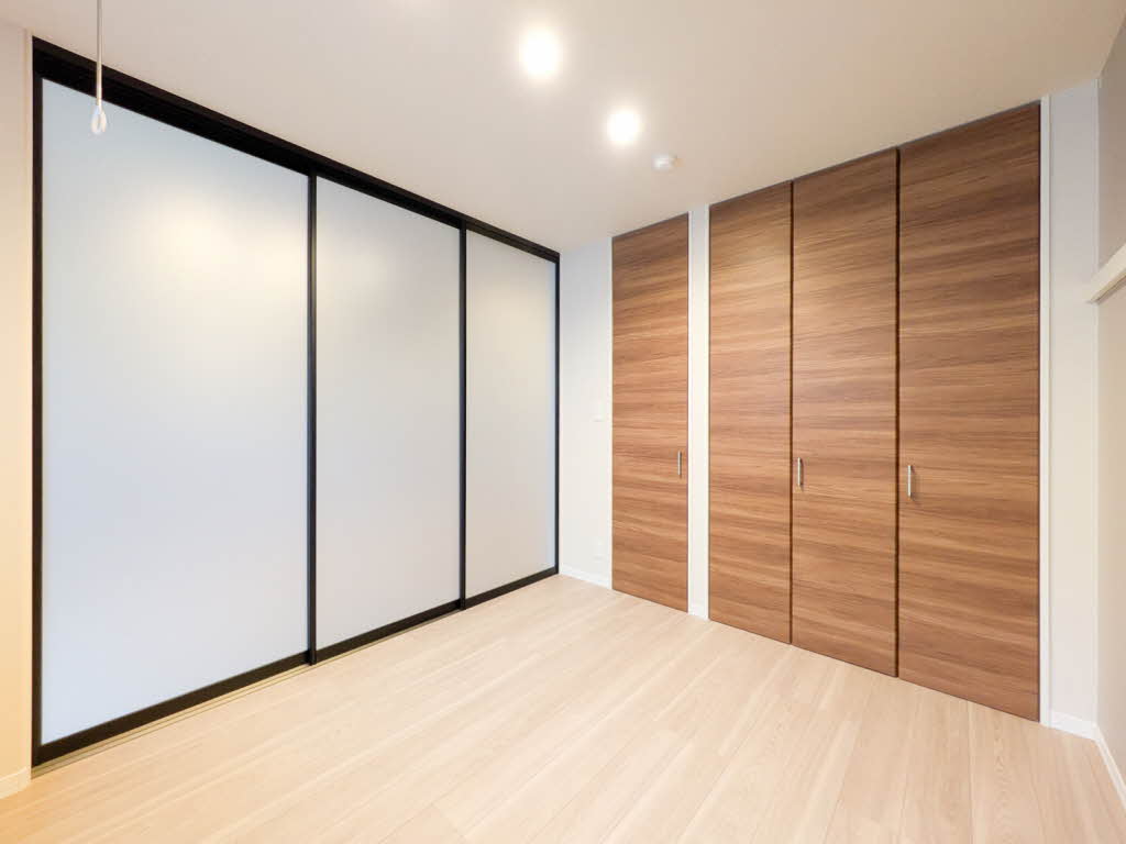 ヴァレンズ・クレシェレ 202号-6