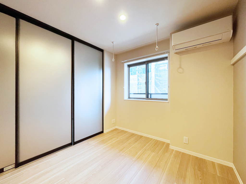 ヴァレンズ・クレシェレ 205号-7