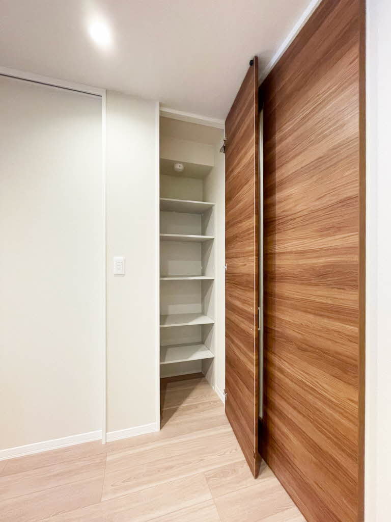 ヴァレンズ・クレシェレ 205号-8